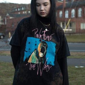 Pink Floyd "The Wall" Concert Tee
